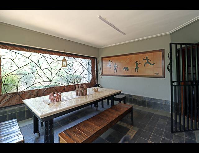 5 BEDROOM FREEHOLD FOR SALE IN LINKSFIELD